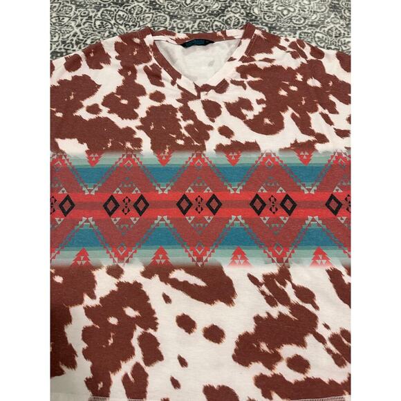 Fashion Express Cow Print Aztec Women Top Size M Boutique Top - Picture 3 of 7